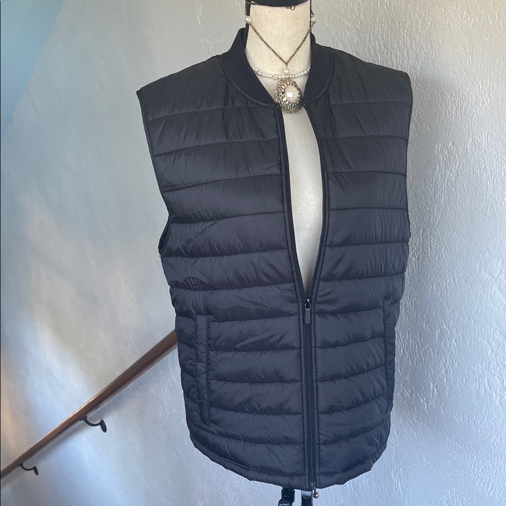 Zara NWOT Womens Black Quilted PufferVest front zip With Pockets Large